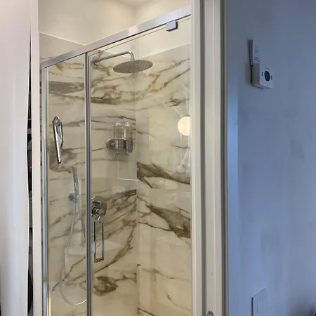 Apartament Duomo Giglio Viola *