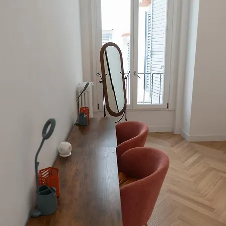 Duomo Giglio Viola Apartament