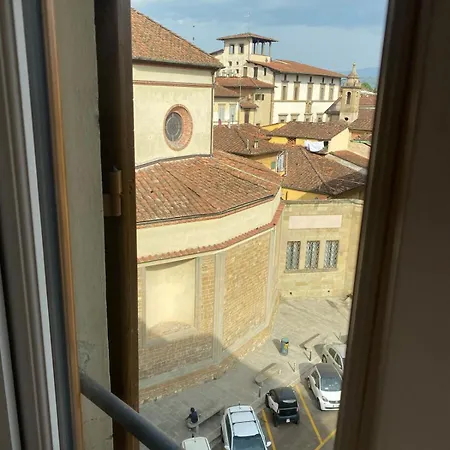 Apartament Duomo Giglio Viola