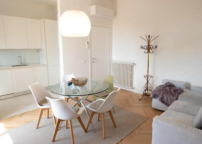 Daire Duomo Giglio Viola *