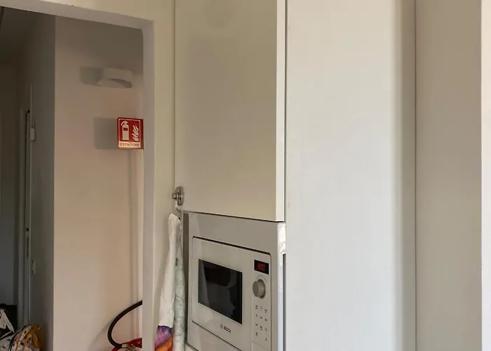 Duomo Giglio Viola * Floransa